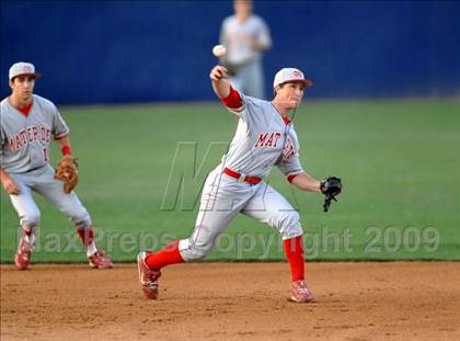Thumbnail 1 in El Toro vs. Mater Dei (Anderson Bat National Classic) photogallery.