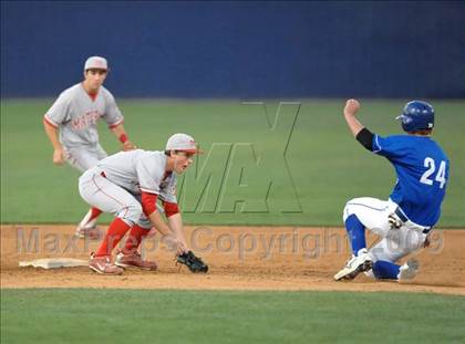 Thumbnail 3 in El Toro vs. Mater Dei (Anderson Bat National Classic) photogallery.