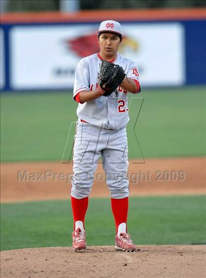 Thumbnail 1 in El Toro vs. Mater Dei (Anderson Bat National Classic) photogallery.
