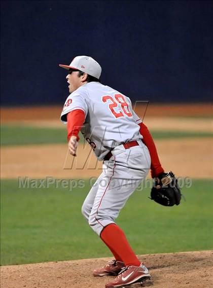 Thumbnail 3 in El Toro vs. Mater Dei (Anderson Bat National Classic) photogallery.