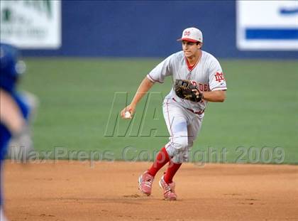 Thumbnail 2 in El Toro vs. Mater Dei (Anderson Bat National Classic) photogallery.