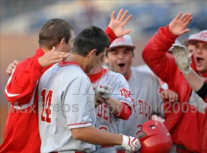 Thumbnail 2 in El Toro vs. Mater Dei (Anderson Bat National Classic) photogallery.
