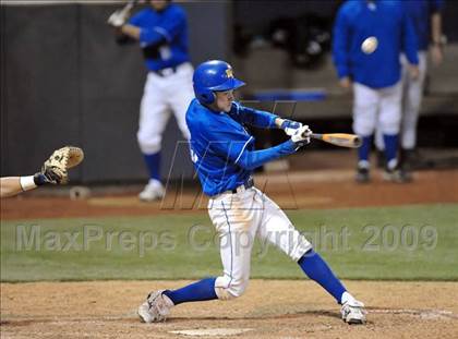 Thumbnail 1 in El Toro vs. Mater Dei (Anderson Bat National Classic) photogallery.