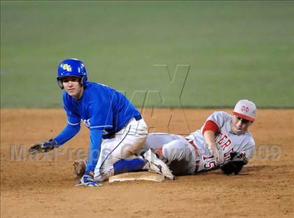 Thumbnail 3 in El Toro vs. Mater Dei (Anderson Bat National Classic) photogallery.