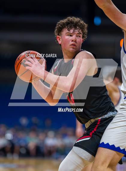 Thumbnail 1 in Lipan vs New Home (UIL 2A Basketball Semifinal) photogallery.