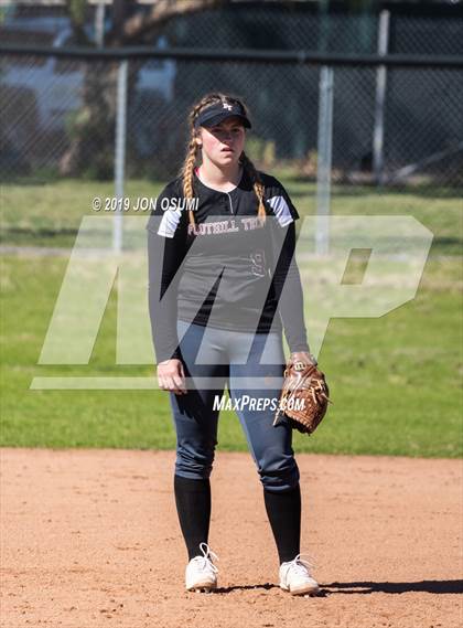 Thumbnail 1 in Thousand Oaks @ Foothill Tech photogallery.
