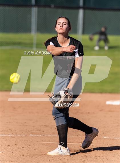 Thumbnail 1 in Thousand Oaks @ Foothill Tech photogallery.