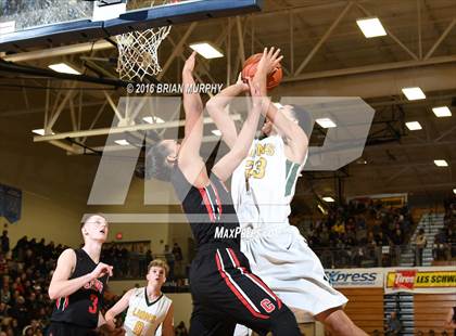 Thumbnail 2 in West Linn vs. Clackamas (Les Schwab Invitational) photogallery.