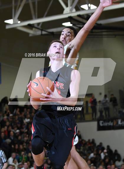 Thumbnail 2 in West Linn vs. Clackamas (Les Schwab Invitational) photogallery.