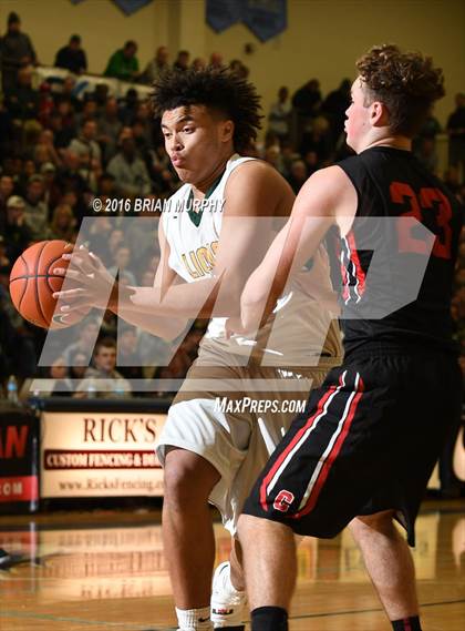 Thumbnail 3 in West Linn vs. Clackamas (Les Schwab Invitational) photogallery.