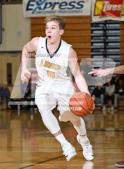 Thumbnail 1 in West Linn vs. Clackamas (Les Schwab Invitational) photogallery.