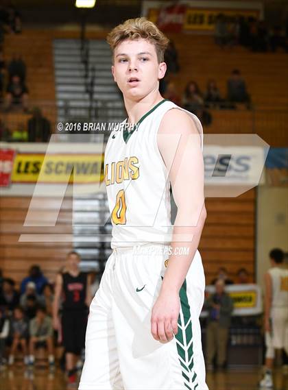 Thumbnail 3 in West Linn vs. Clackamas (Les Schwab Invitational) photogallery.