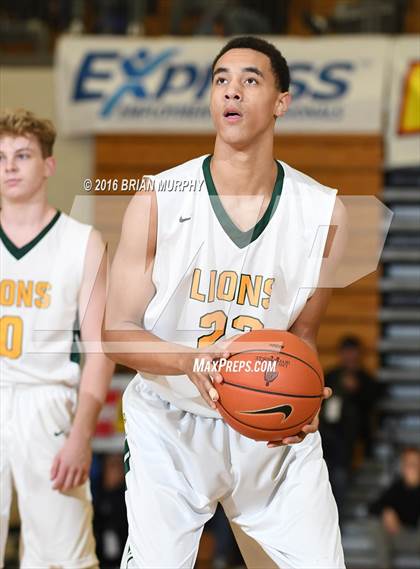 Thumbnail 1 in West Linn vs. Clackamas (Les Schwab Invitational) photogallery.