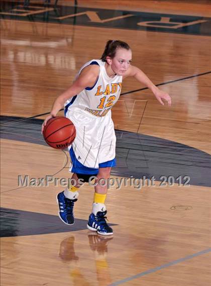 Thumbnail 1 in Austin-East vs. Gatlinburg-Pittman (D3-AAA playoffs) photogallery.