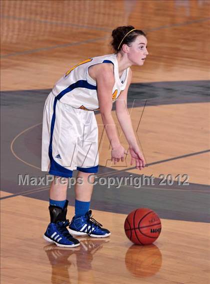 Thumbnail 1 in Austin-East vs. Gatlinburg-Pittman (D3-AAA playoffs) photogallery.