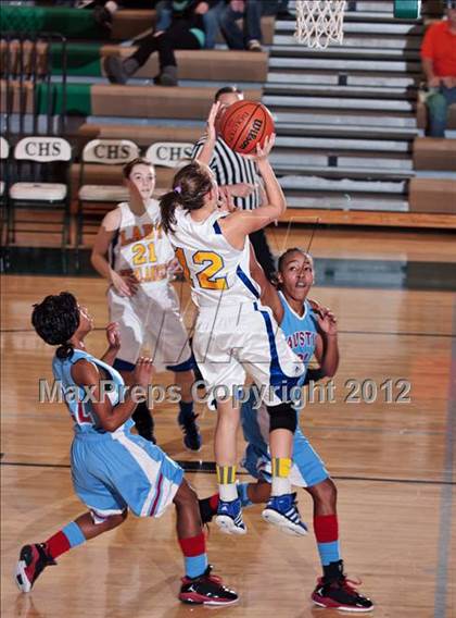 Thumbnail 3 in Austin-East vs. Gatlinburg-Pittman (D3-AAA playoffs) photogallery.