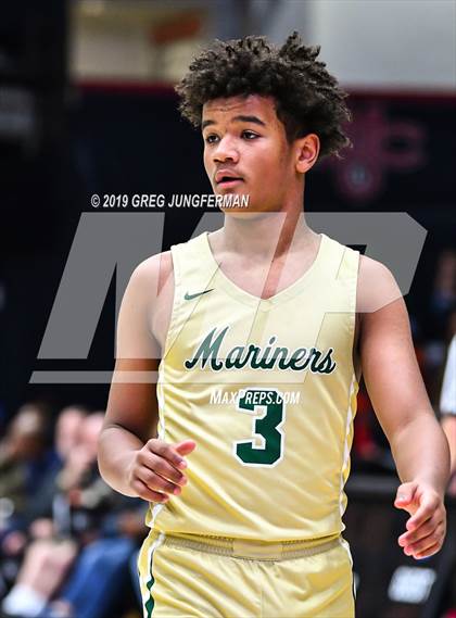 Thumbnail 2 in Moreau Catholic vs. Notre Dame (MaxPreps/DLS MLK Classic) photogallery.