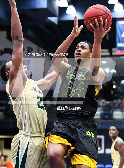 Thumbnail 3 in Moreau Catholic vs. Notre Dame (MaxPreps/DLS MLK Classic) photogallery.