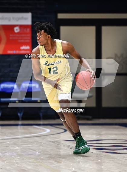 Thumbnail 3 in Moreau Catholic vs. Notre Dame (MaxPreps/DLS MLK Classic) photogallery.
