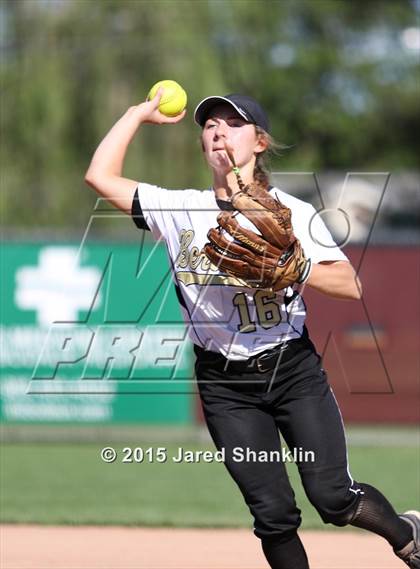 Thumbnail 2 in Berwick @ White (LHSAA 3A Bi-District Playoff) photogallery.
