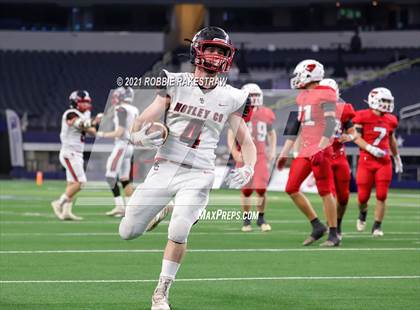 Thumbnail 1 in Motley County vs. Strawn (UIL Football 1A D2 Finals) photogallery.