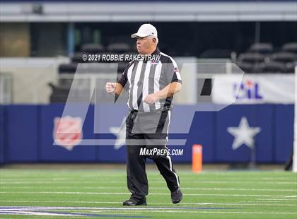 Thumbnail 3 in Motley County vs. Strawn (UIL Football 1A D2 Finals) photogallery.