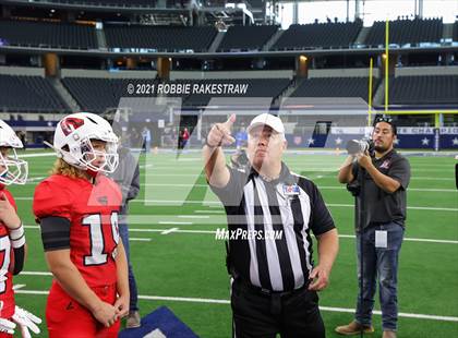 Thumbnail 1 in Motley County vs. Strawn (UIL Football 1A D2 Finals) photogallery.