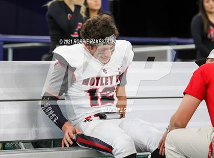 Thumbnail 3 in Motley County vs. Strawn (UIL Football 1A D2 Finals) photogallery.