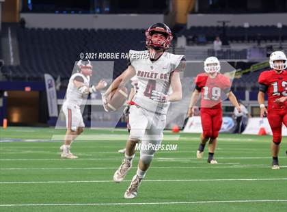 Thumbnail 3 in Motley County vs. Strawn (UIL Football 1A D2 Finals) photogallery.