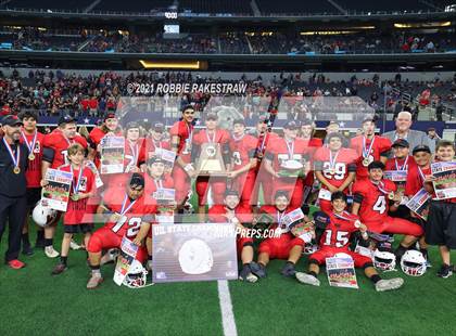 Thumbnail 2 in Motley County vs. Strawn (UIL Football 1A D2 Finals) photogallery.