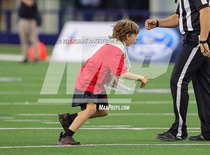 Thumbnail 3 in Motley County vs. Strawn (UIL Football 1A D2 Finals) photogallery.