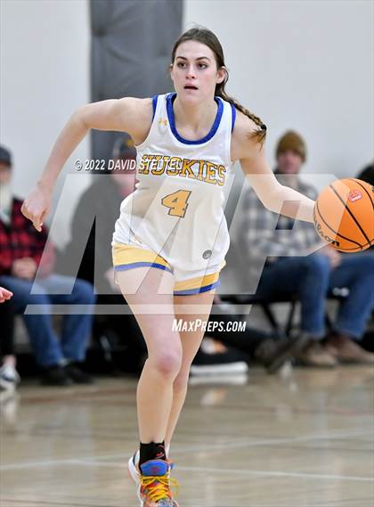 Thumbnail 2 in Foresthill vs. Sutter (Sac Adventist Holiday Invitational) photogallery.