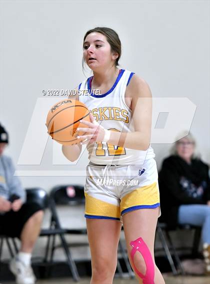 Thumbnail 2 in Foresthill vs. Sutter (Sac Adventist Holiday Invitational) photogallery.