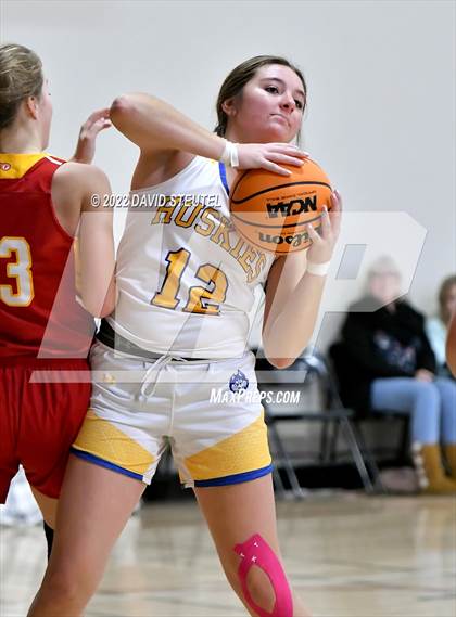 Thumbnail 1 in Foresthill vs. Sutter (Sac Adventist Holiday Invitational) photogallery.