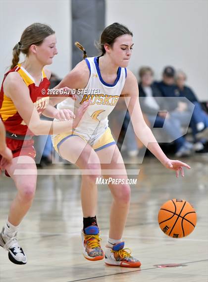 Thumbnail 2 in Foresthill vs. Sutter (Sac Adventist Holiday Invitational) photogallery.