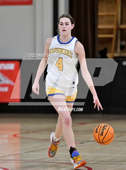 Thumbnail 2 in Foresthill vs. Sutter (Sac Adventist Holiday Invitational) photogallery.