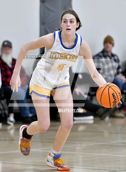 Thumbnail 1 in Foresthill vs. Sutter (Sac Adventist Holiday Invitational) photogallery.