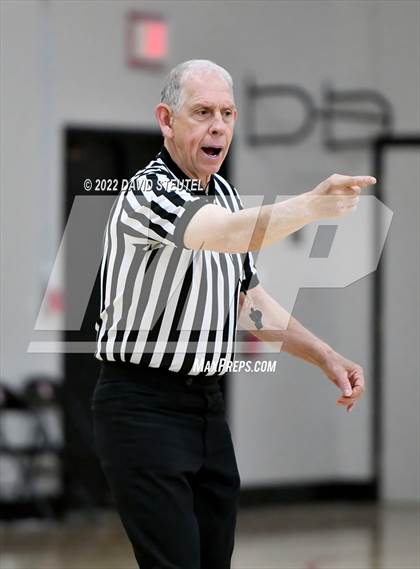Thumbnail 2 in Foresthill vs. Sutter (Sac Adventist Holiday Invitational) photogallery.