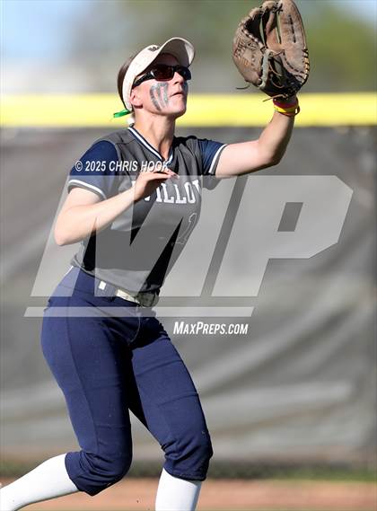 Thumbnail 3 in Canyon del Oro vs Willow Canyon (AIA Softball 4A Semifinal) photogallery.