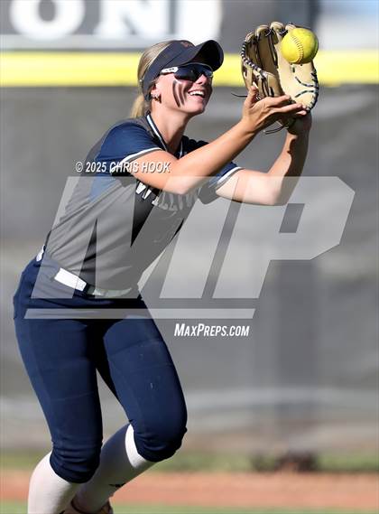 Thumbnail 2 in Canyon del Oro vs Willow Canyon (AIA Softball 4A Semifinal) photogallery.