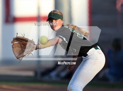 Thumbnail 2 in Canyon del Oro vs Willow Canyon (AIA Softball 4A Semifinal) photogallery.