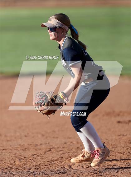 Thumbnail 3 in Canyon del Oro vs Willow Canyon (AIA Softball 4A Semifinal) photogallery.