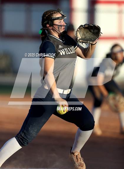 Thumbnail 1 in Canyon del Oro vs Willow Canyon (AIA Softball 4A Semifinal) photogallery.