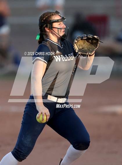 Thumbnail 2 in Canyon del Oro vs Willow Canyon (AIA Softball 4A Semifinal) photogallery.