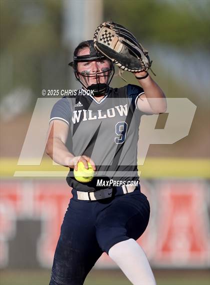 Thumbnail 2 in Canyon del Oro vs Willow Canyon (AIA Softball 4A Semifinal) photogallery.