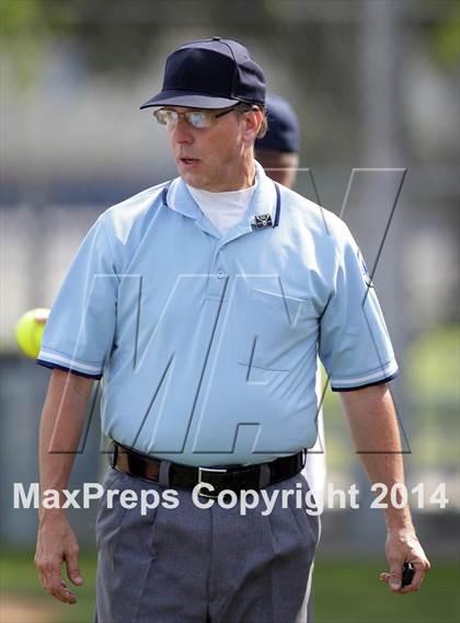 Thumbnail 3 in Birmingham vs. Nordhoff (Birmingham Classic) photogallery.