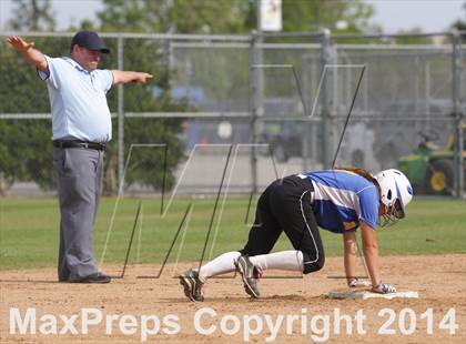 Thumbnail 2 in Birmingham vs. Nordhoff (Birmingham Classic) photogallery.