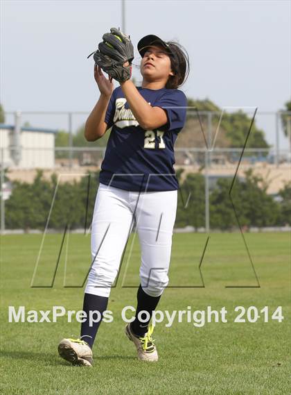 Thumbnail 3 in Birmingham vs. Nordhoff (Birmingham Classic) photogallery.