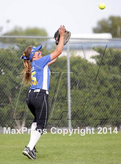 Thumbnail 2 in Birmingham vs. Nordhoff (Birmingham Classic) photogallery.