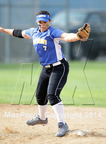 Thumbnail 3 in Birmingham vs. Nordhoff (Birmingham Classic) photogallery.